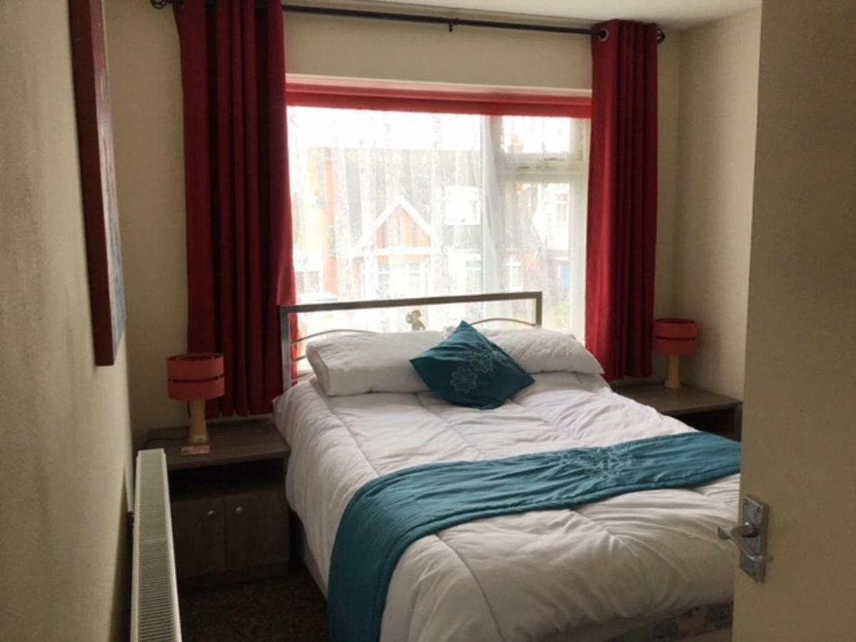 9 Gunfleet Court Apartment แคลกตัน-ออน-ซี ภายนอก รูปภาพ