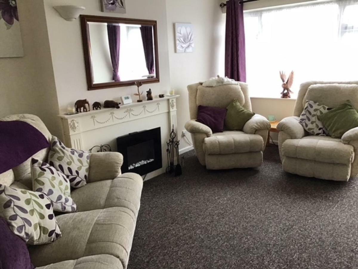 9 Gunfleet Court Apartment แคลกตัน-ออน-ซี ภายนอก รูปภาพ